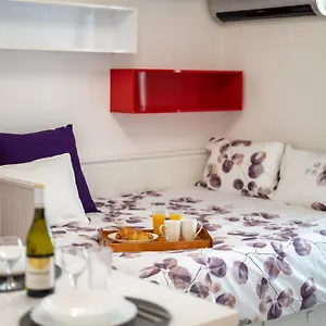 https://colorful-studio-with-balcony-free-parking-apartment.sofiahotelsbg.com