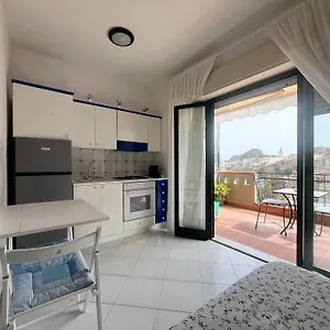 Apartment Gardenia, Taormina